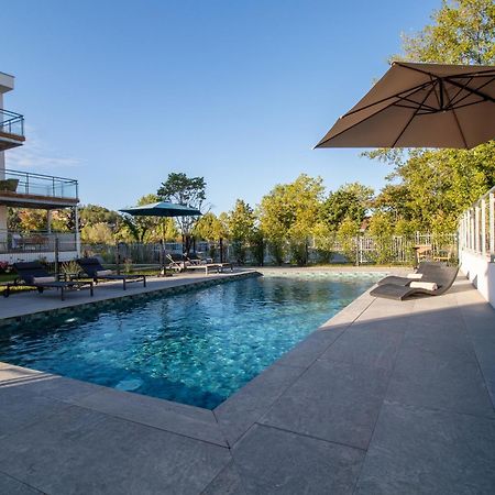 Shana Hotel & Residence シャナ エクステリア 写真
